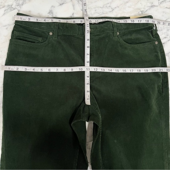 Lands’ End Mid-Rise Bootcut Corduroy Pants Plus Size 16W - Picture 8 of 13